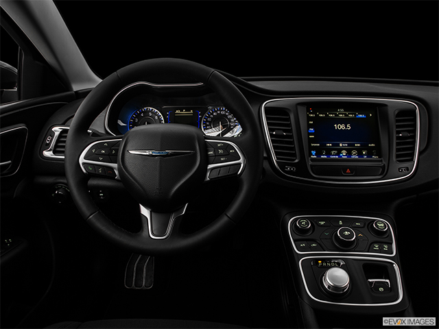 2016 Chrysler 200 Limited's photo