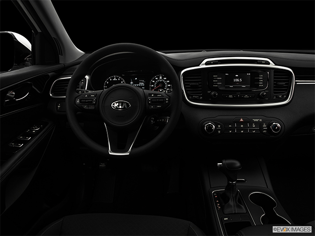 2017 Kia Sorento LX's photo