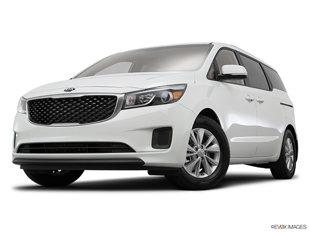 2017 Kia Sedona LX's photo