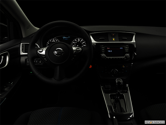 2018 Nissan Sentra S's photo