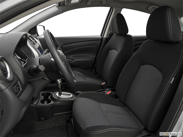 2019 Nissan Versa Sedan SV's photo