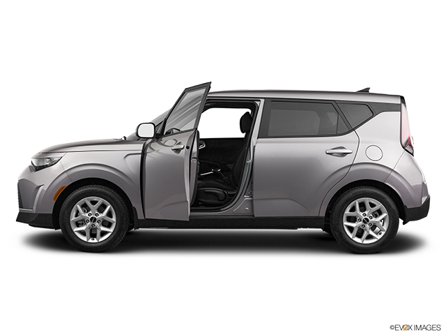 2024 Kia Soul LX's photo