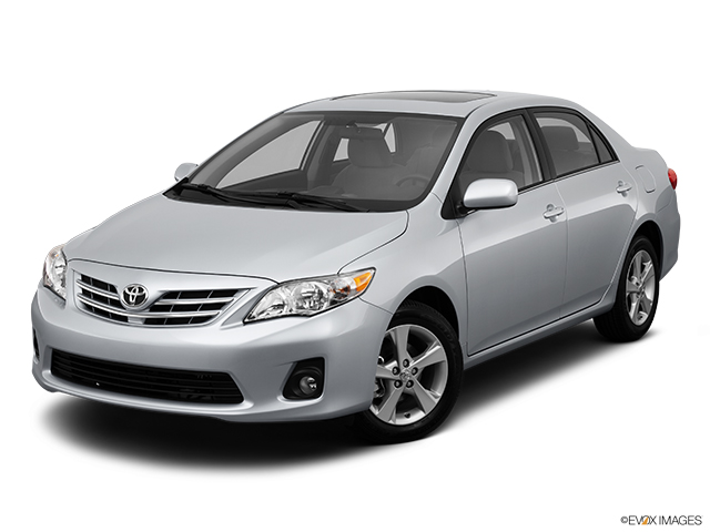 2013 Toyota Corolla LE's photo