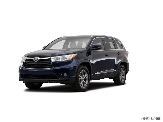 Representative 2014 Toyota Highlander, front three-quarter view